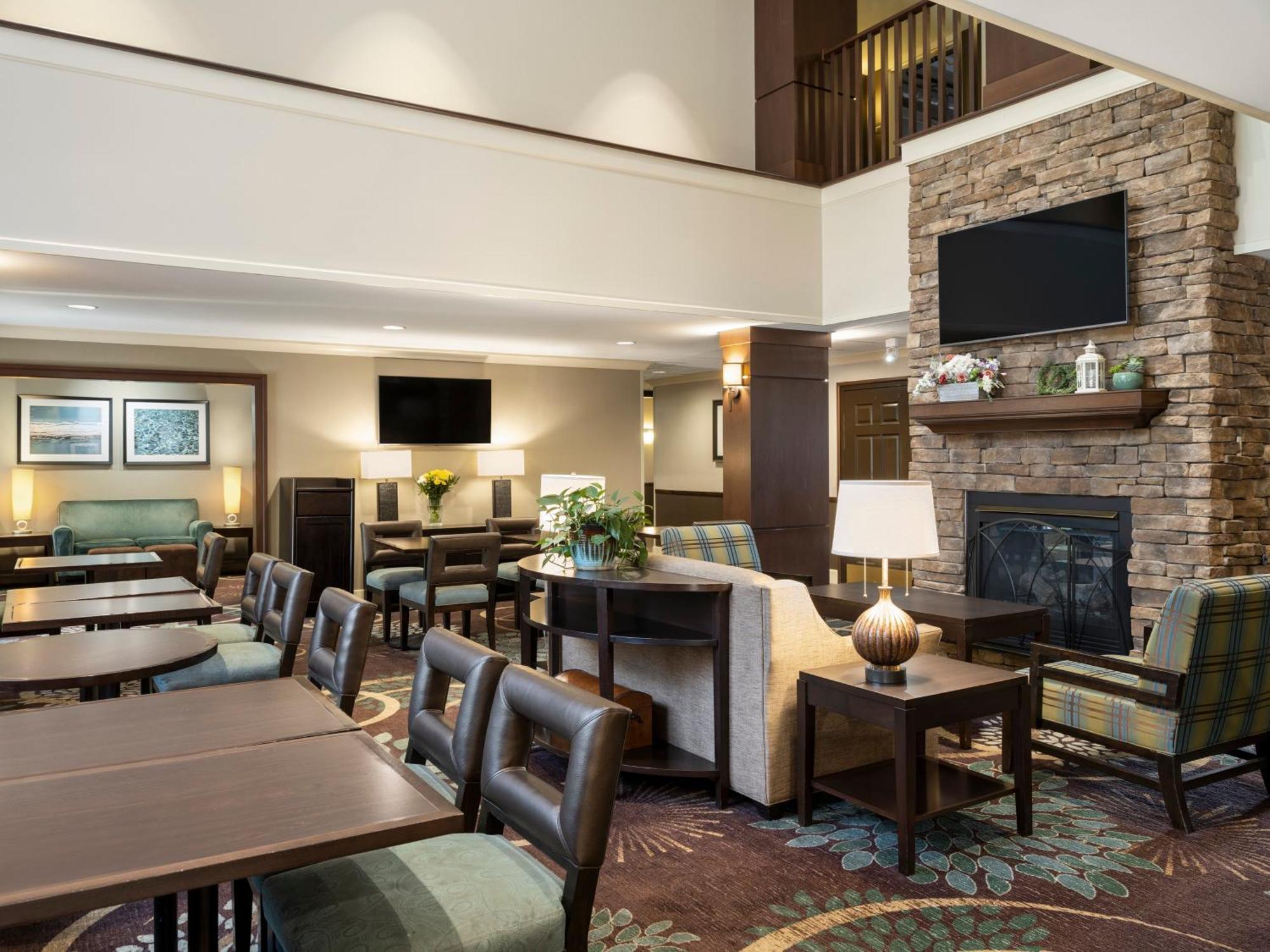 Staybridge Suites Indianapolis-Airport By Ihg Plainfield Eksteriør bilde