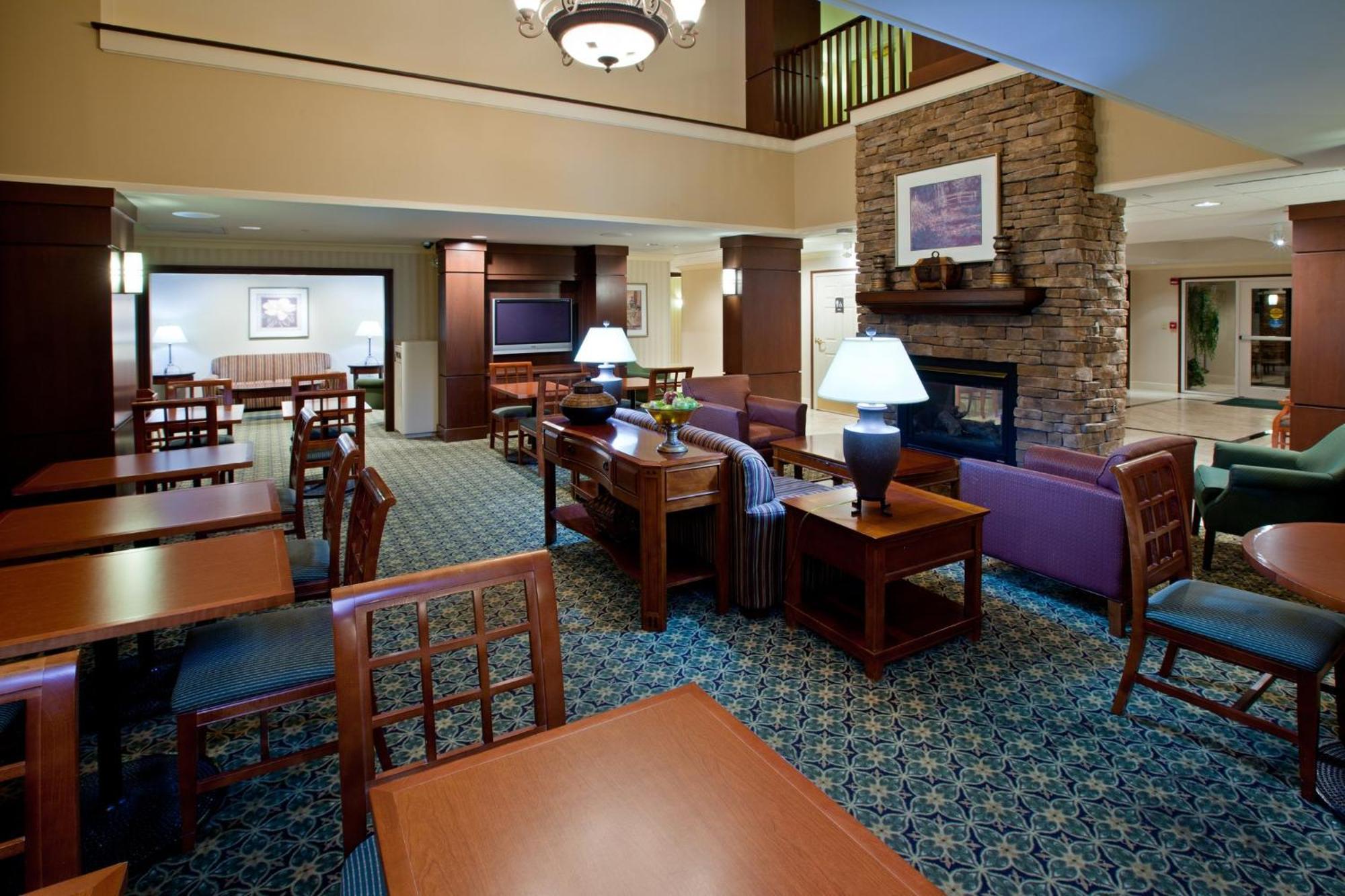Staybridge Suites Indianapolis-Airport By Ihg Plainfield Eksteriør bilde