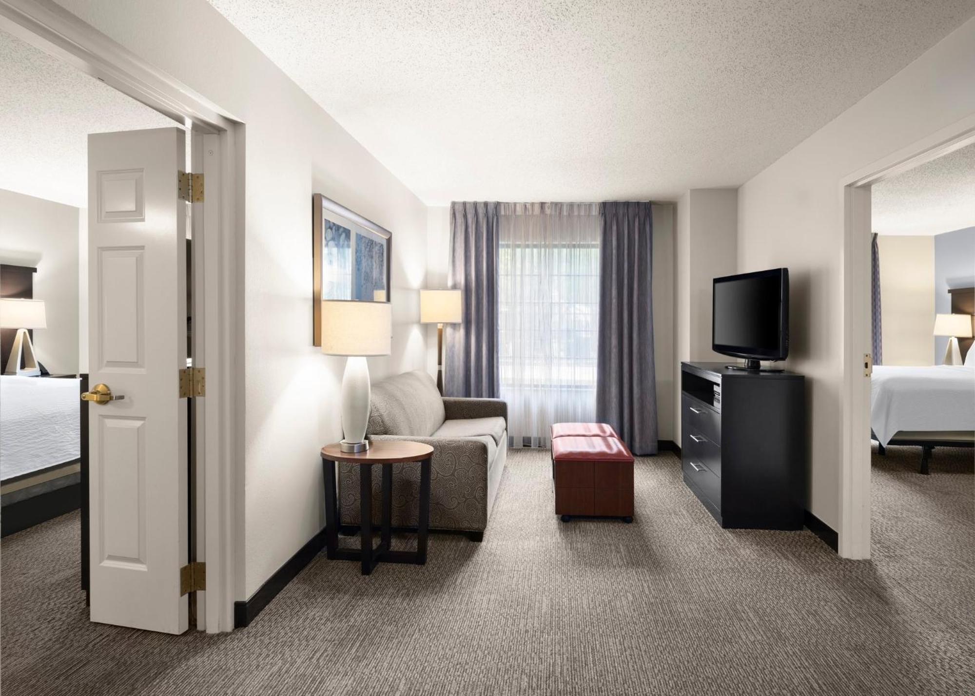Staybridge Suites Indianapolis-Airport By Ihg Plainfield Eksteriør bilde